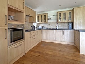 Photo 7- click for photo gallery